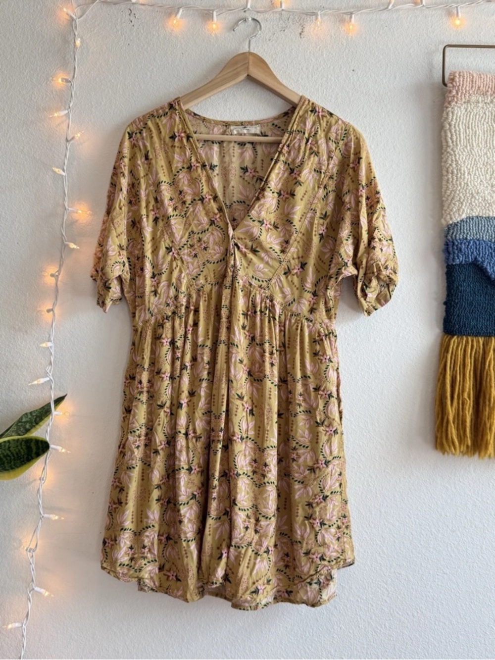 Natural Life Rayon Oversized Boho Floral khaki Dress Women’s Size M Cottagecore